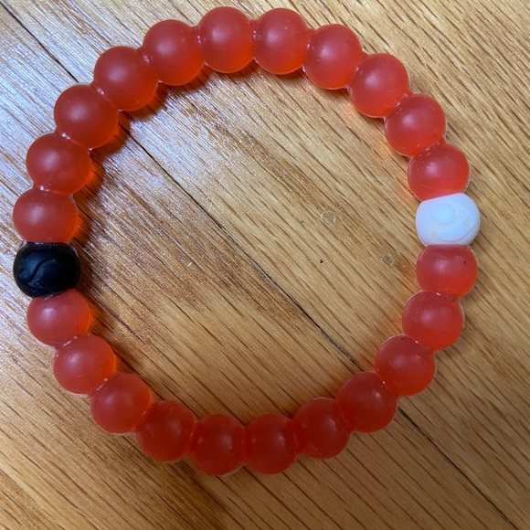 Red Lokai Bracelet - Picture 2 of 3